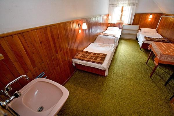 A Pousada Schronisko Pttk Samotnia Karpacz Quarto foto